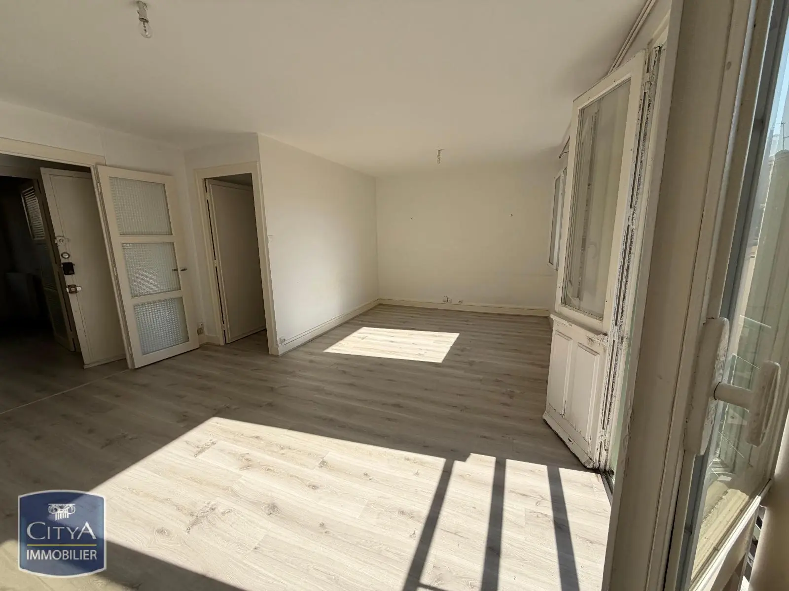 Photo 2 Appartement 2 pièces 52.96m²