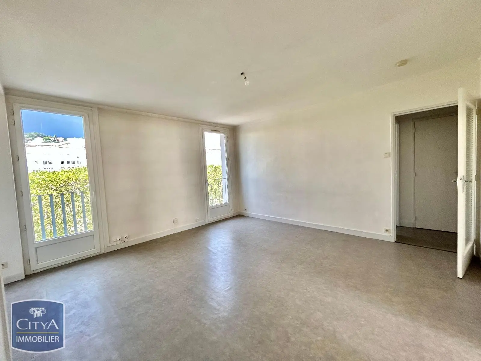 Photo 1 Appartement 3 pièces 54.81m²