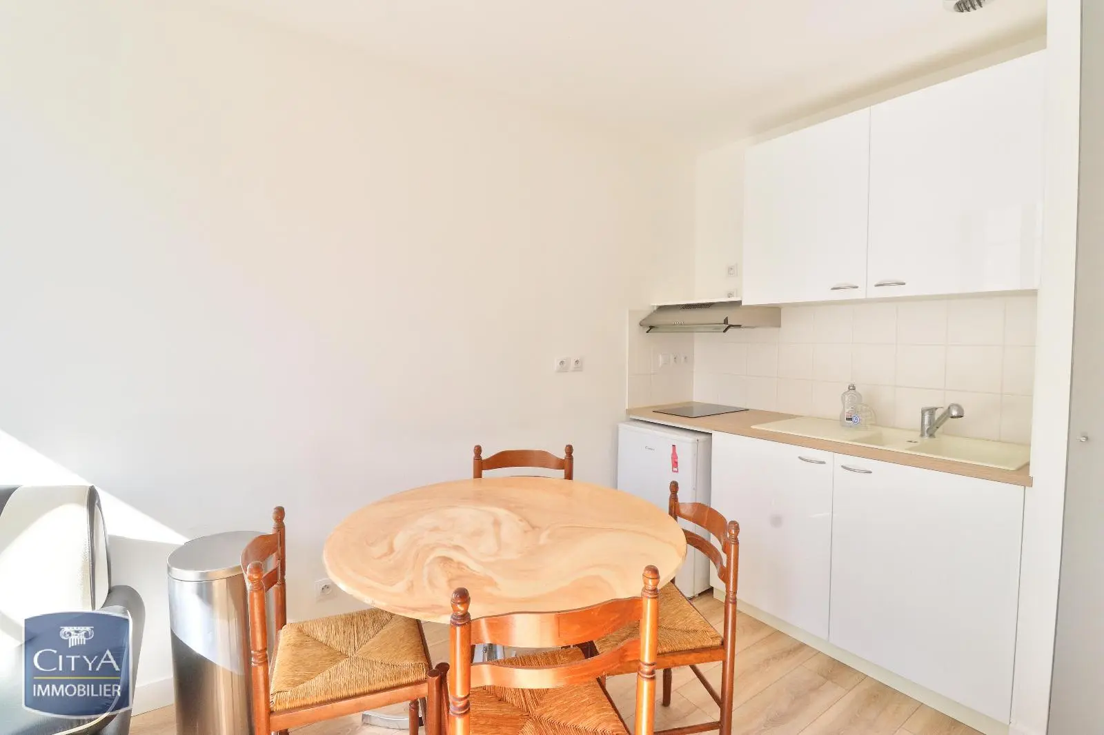 Photo 3 Appartement 1 pièce 27.3m²