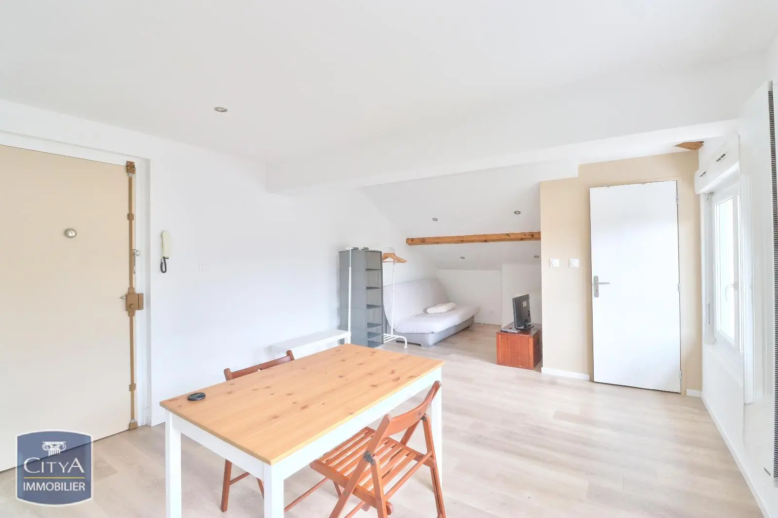 Photo 3 Appartement 1 pièce 27.2m²