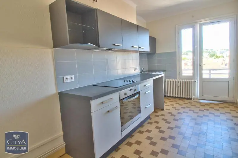 Photo 1 Appartement 4 pièces 110.97m²