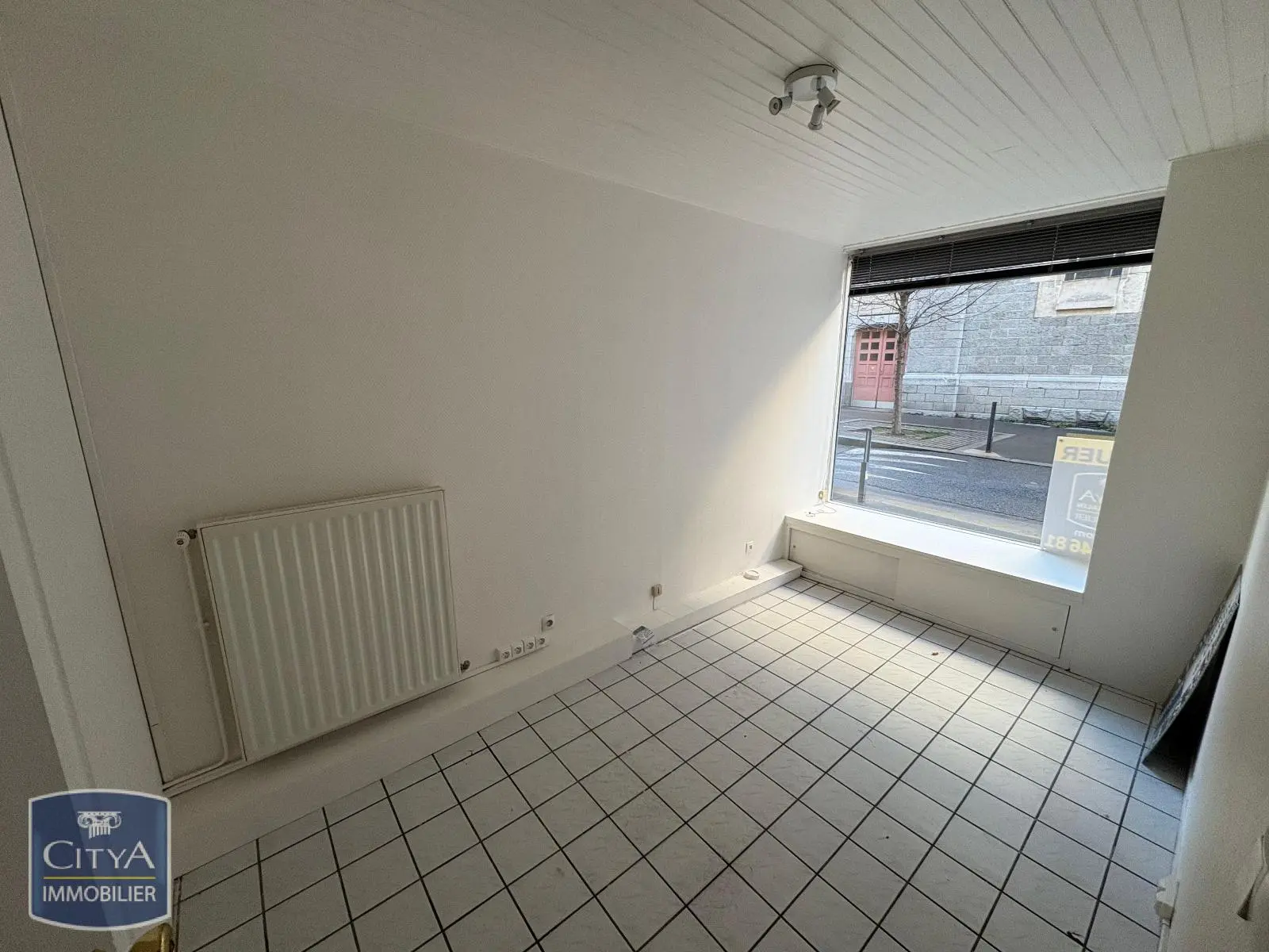 Photo 4 Local Commercial 84m²