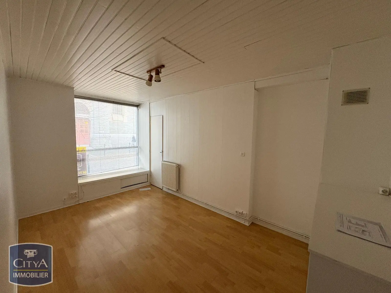 Photo 3 Local Commercial 84m²