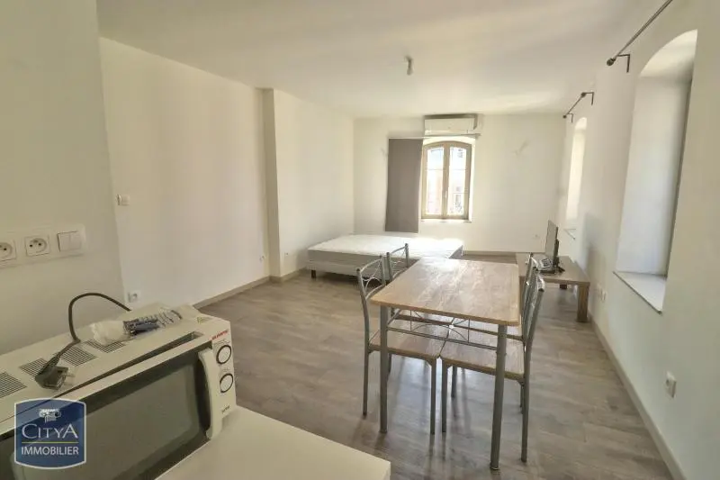 Photo 1 Appartement 1 pièce 30m²