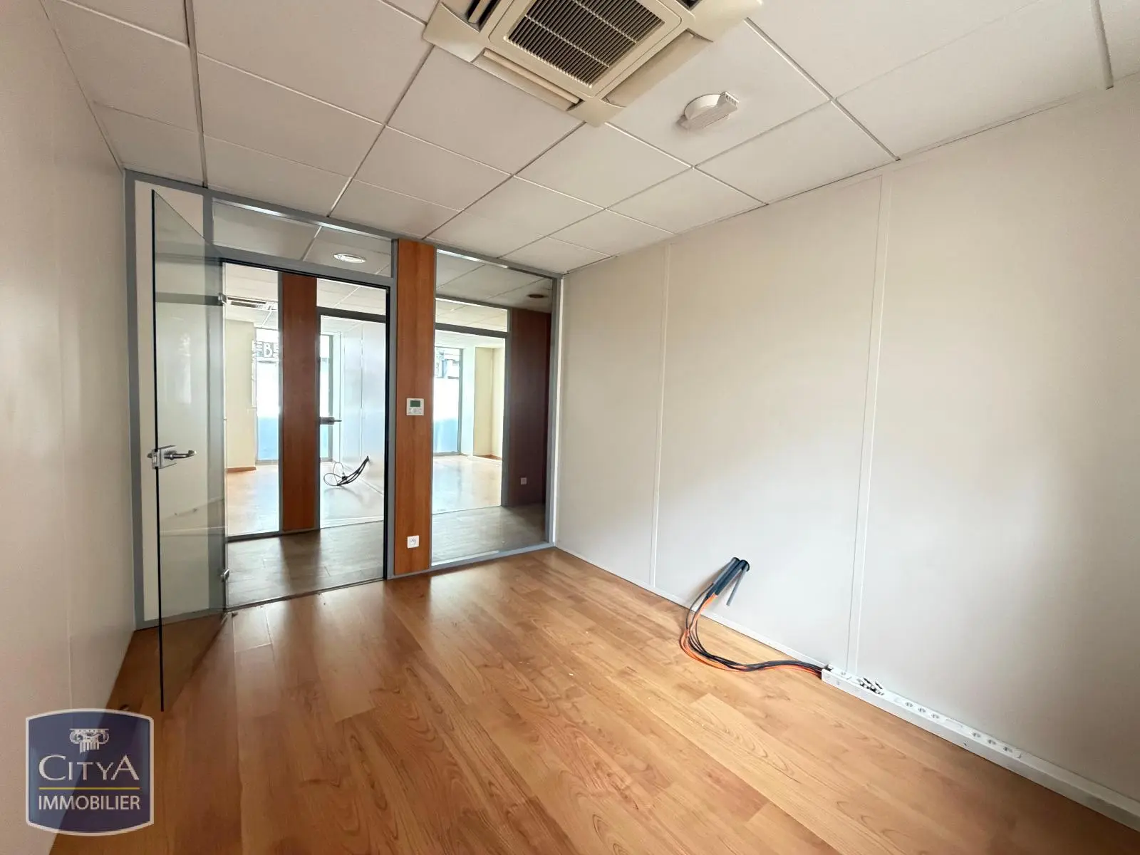 Photo 4 Local Commercial 130.5m²
