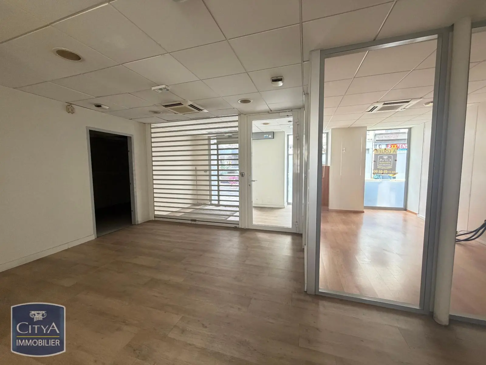 Photo 2 Local Commercial 130.5m²