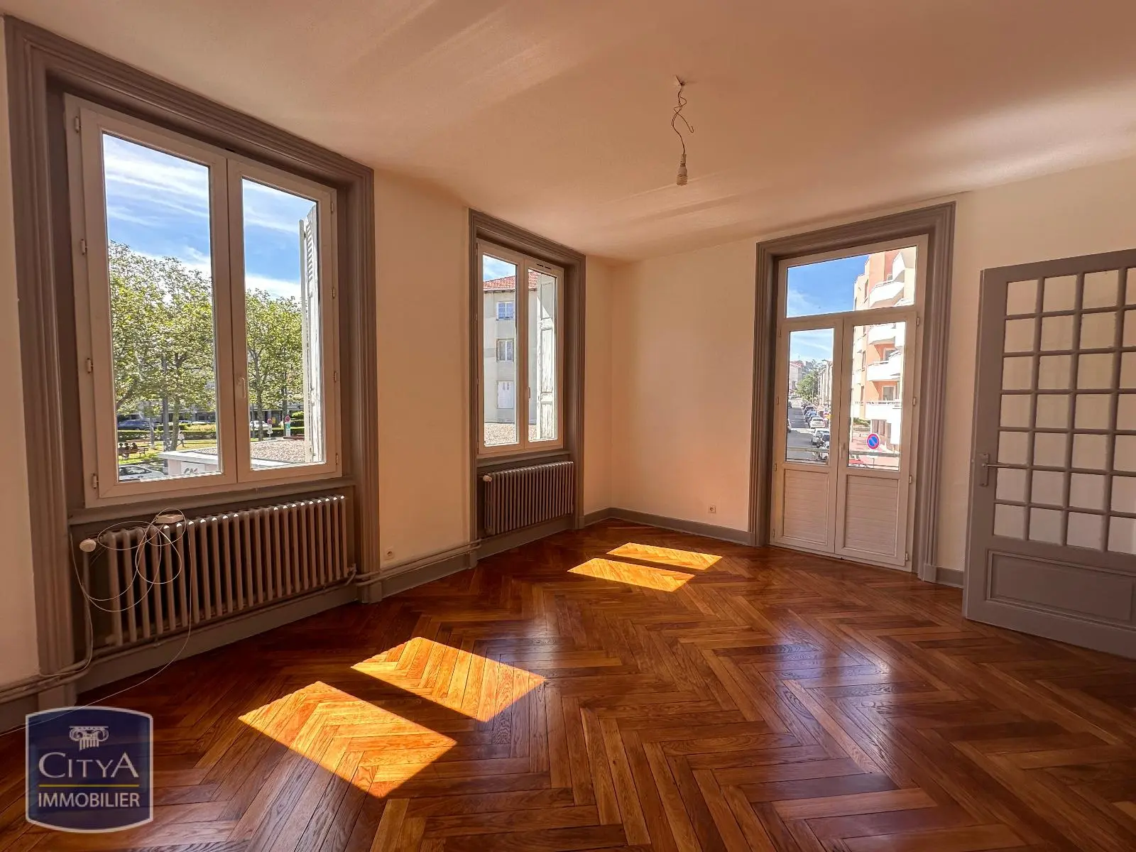 Photo 1 Appartement 6 pièces 153.4m²