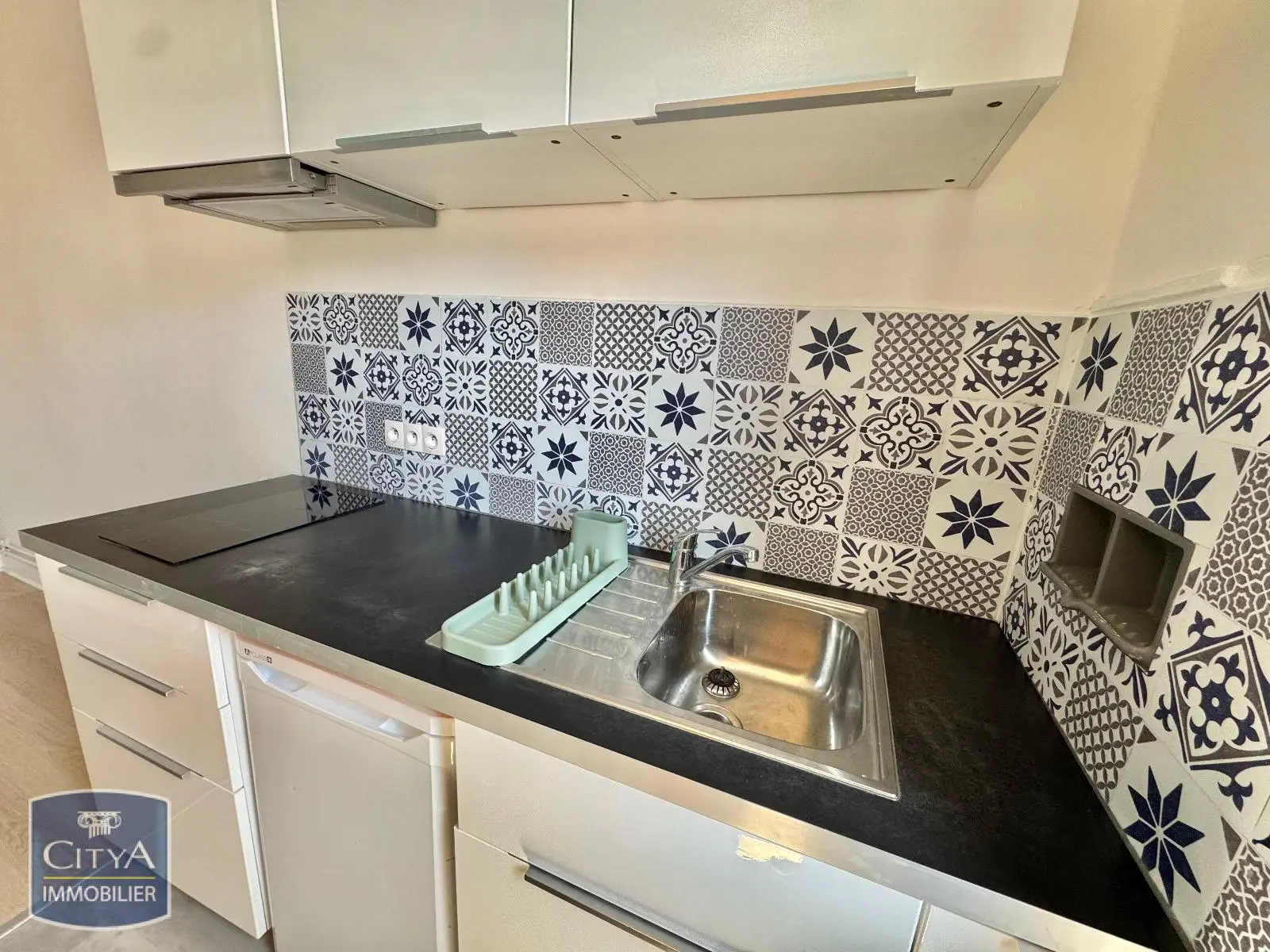 Photo 2 Appartement 1 pièce 25.67m²