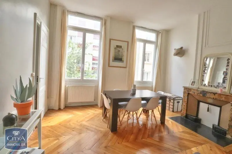 Photo 3 Appartement 2 pièces 72.77m²