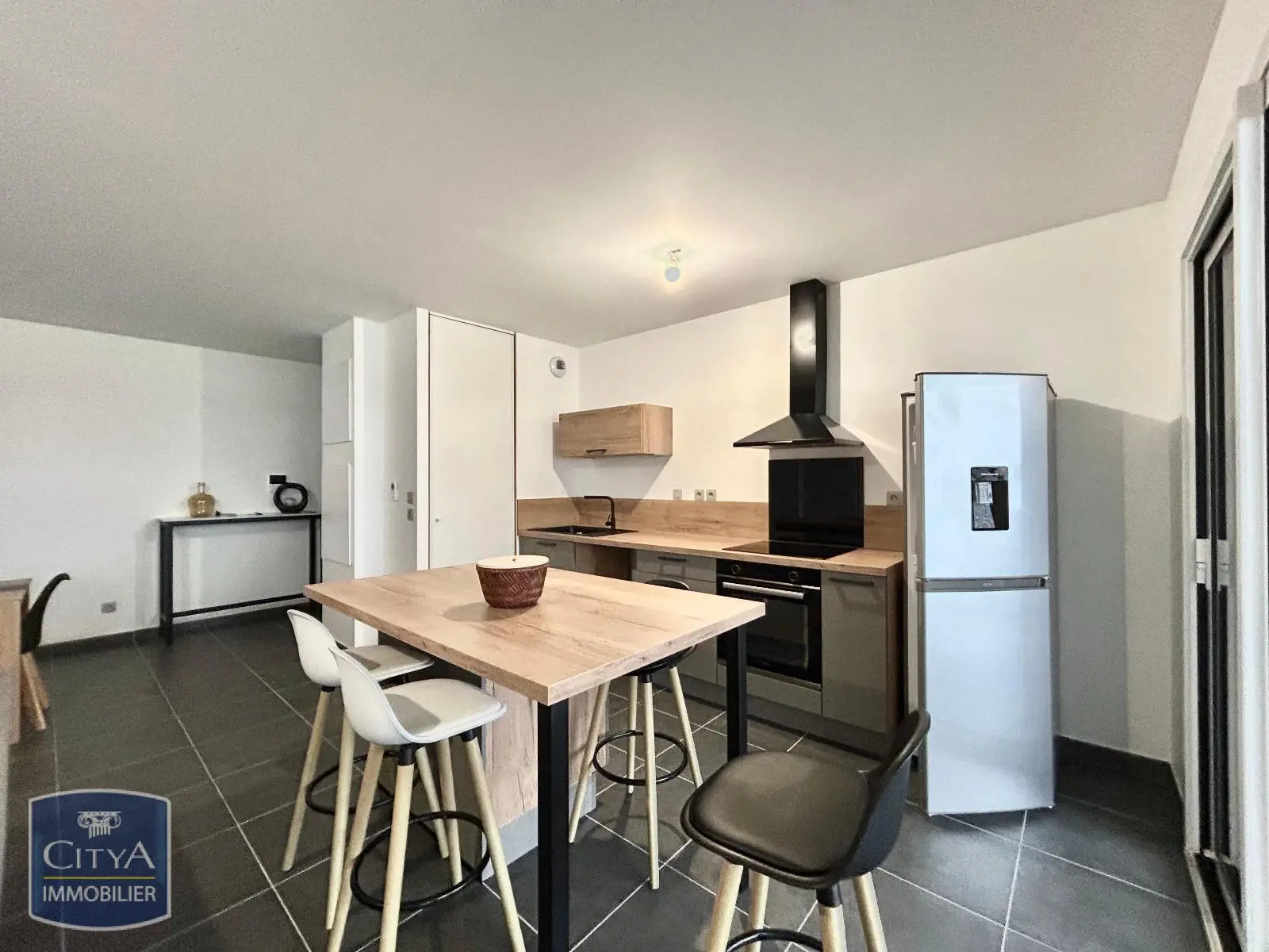 Photo 4 Appartement 2 pièces 57.7m²