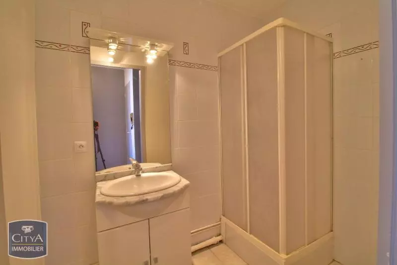 Photo 4 Appartement 1 pièce 30.8m²