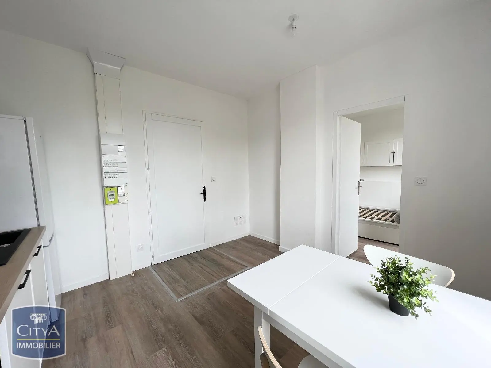 Photo 3 Appartement 1 pièce 23.91m²