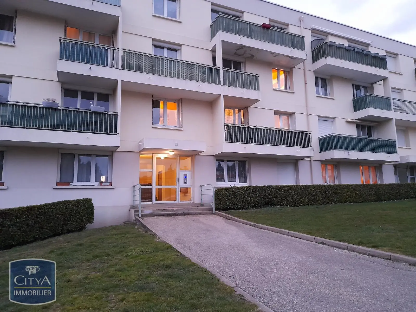 Photo 1 Appartement 4 pièces 78.39m²