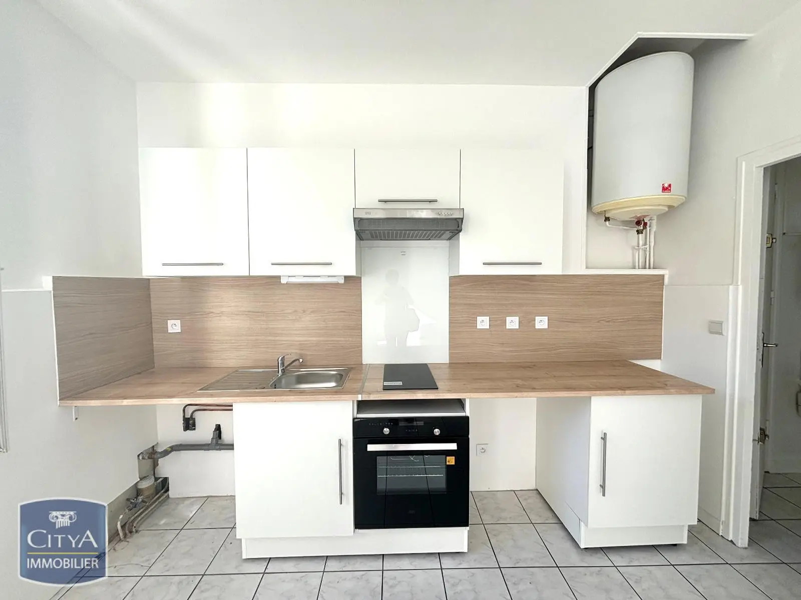 Photo 1 Appartement 1 pièce 37.83m²