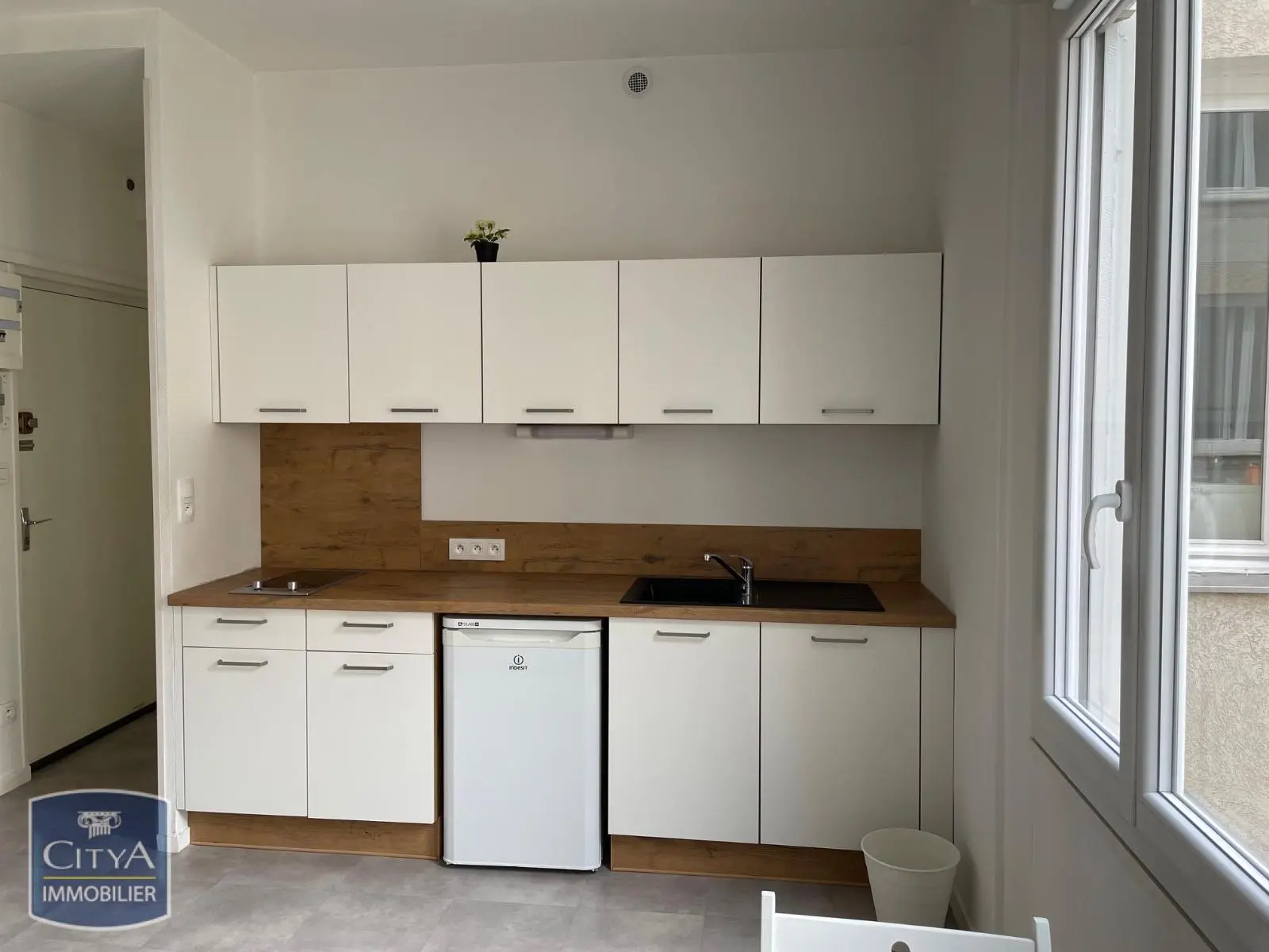 Photo 2 Appartement 1 pièce 21.4m²