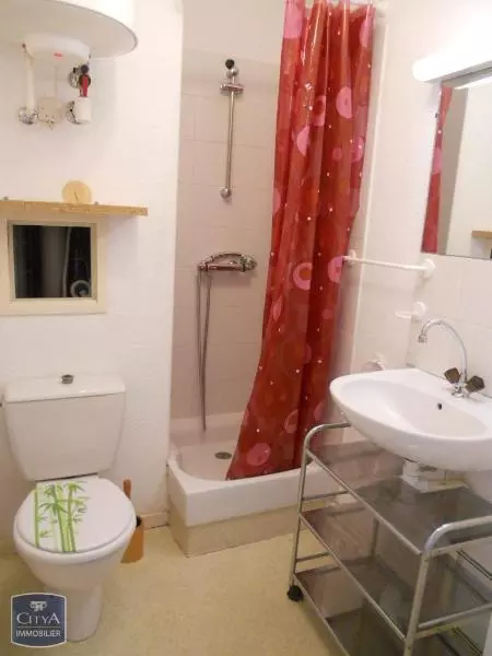Illustration pour Appartement 1 pièce 21m² Photo Appartement 1 pièce 21m²