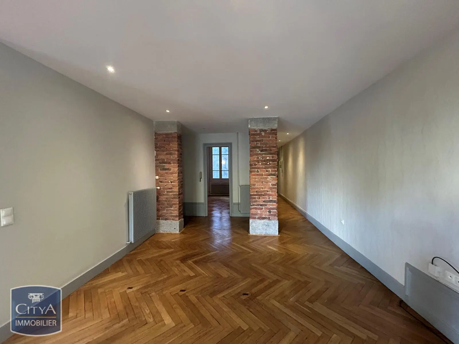 Photo 3 Appartement 4 pièces 101.18m²