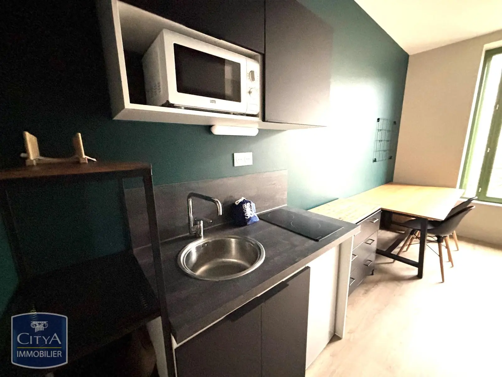 Photo 1 Appartement 1 pièce 16m²