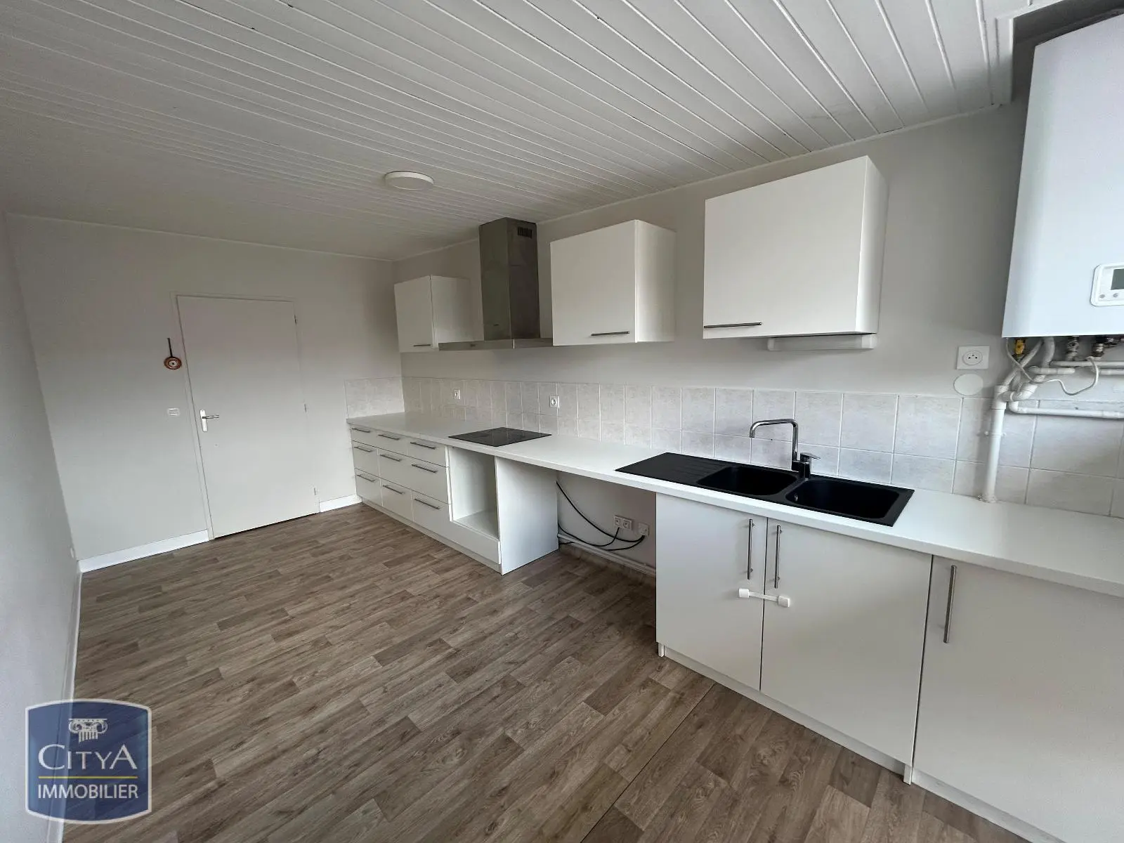 Photo 1 Appartement 5 pièces 135.39m²
