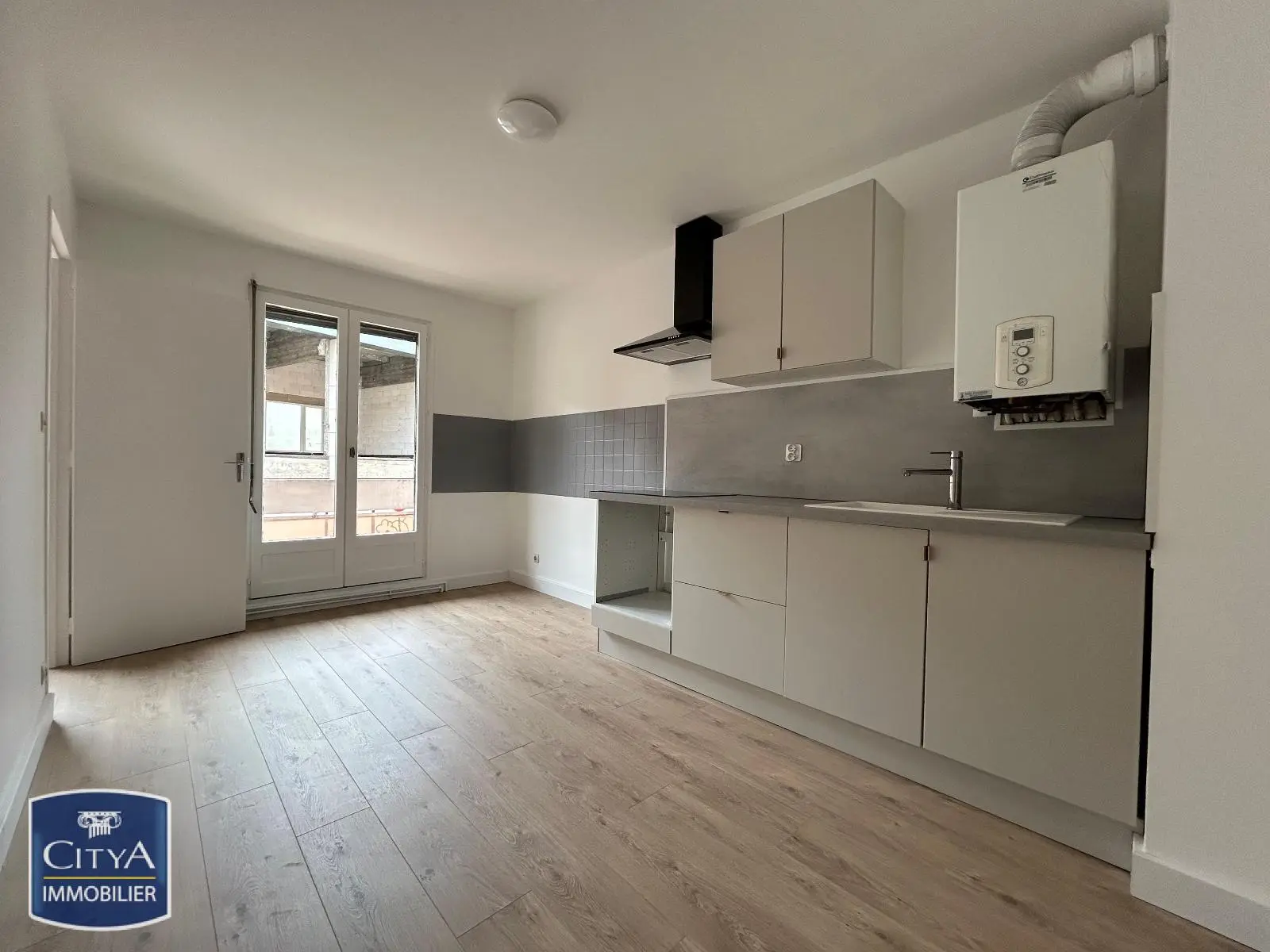 Photo 1 Appartement 3 pièces 92.79m²