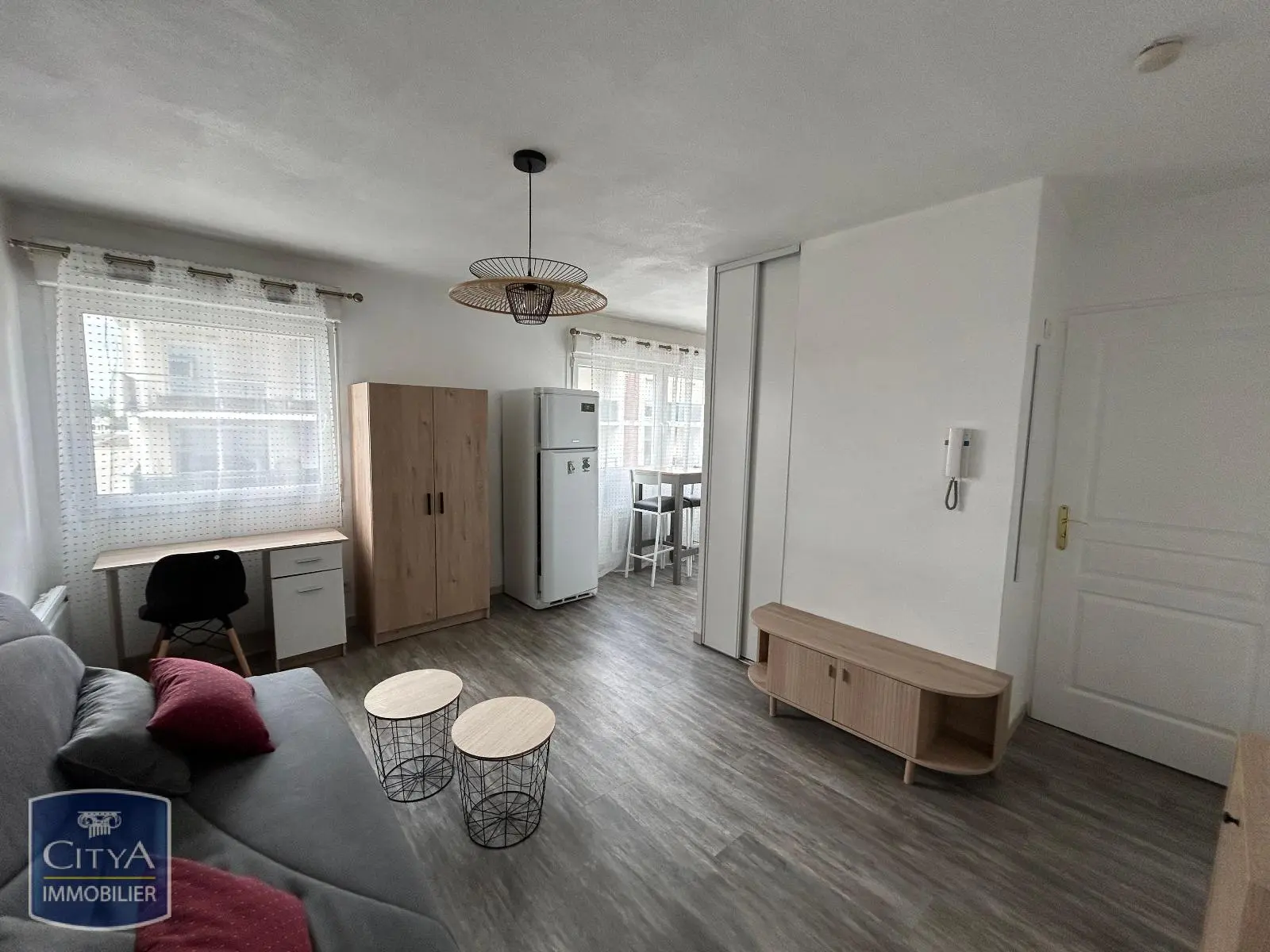 Photo 1 Appartement 1 pièce 25.86m²