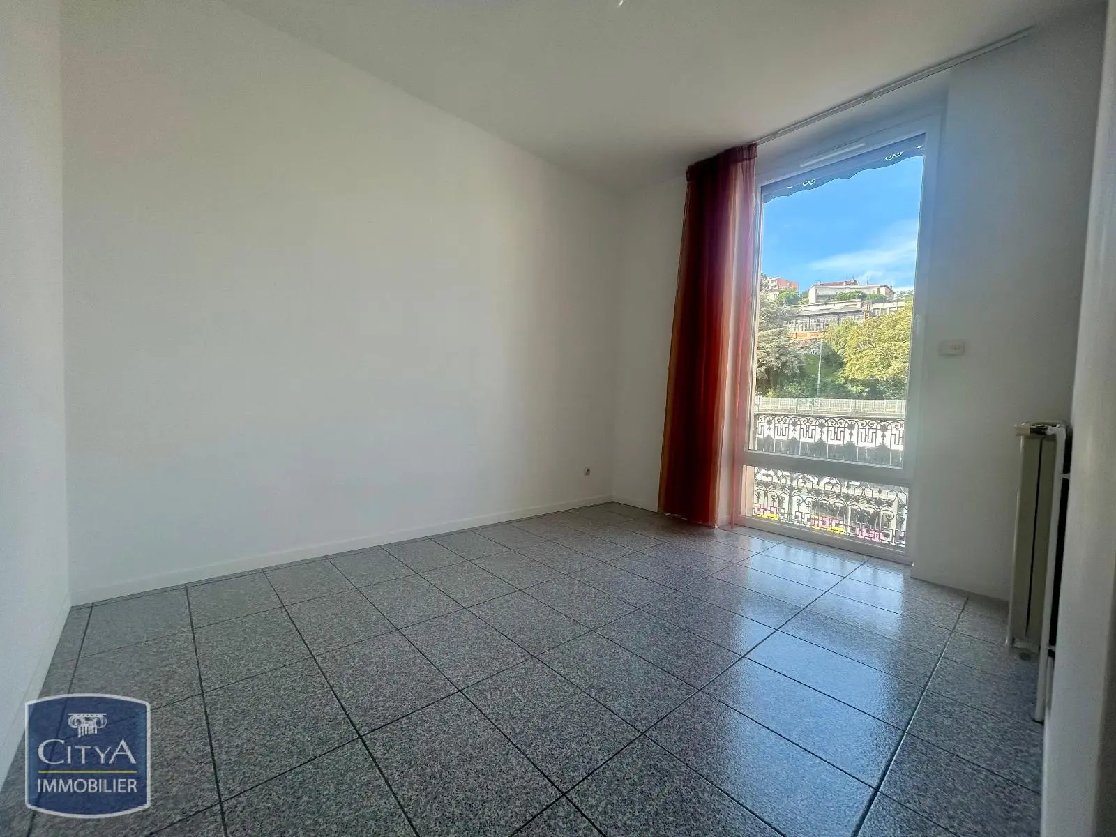 Photo 10 Appartement 6 pièces 149.84m²