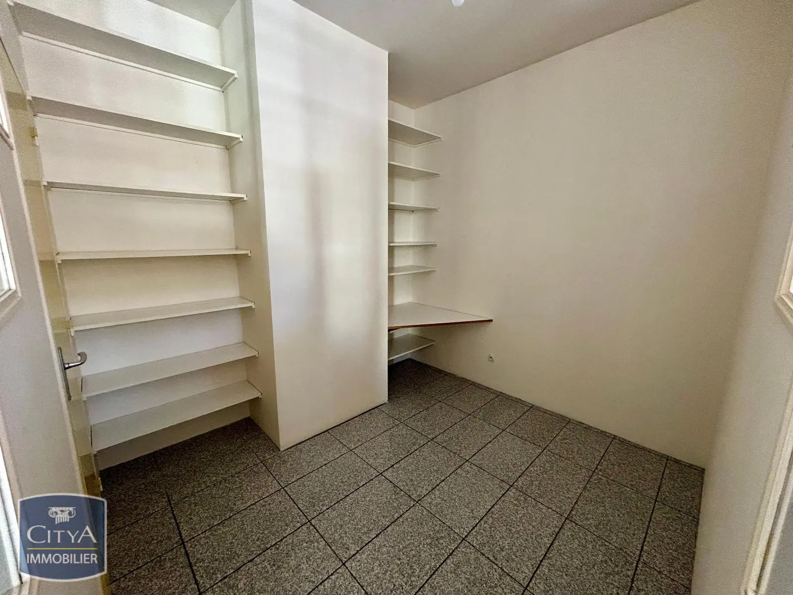 Photo 11 Appartement 6 pièces 149.84m²