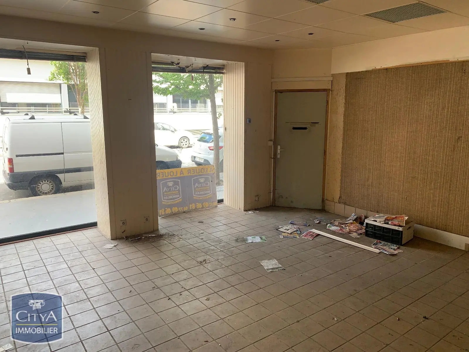 Photo 3 Local Commercial 46.12m²