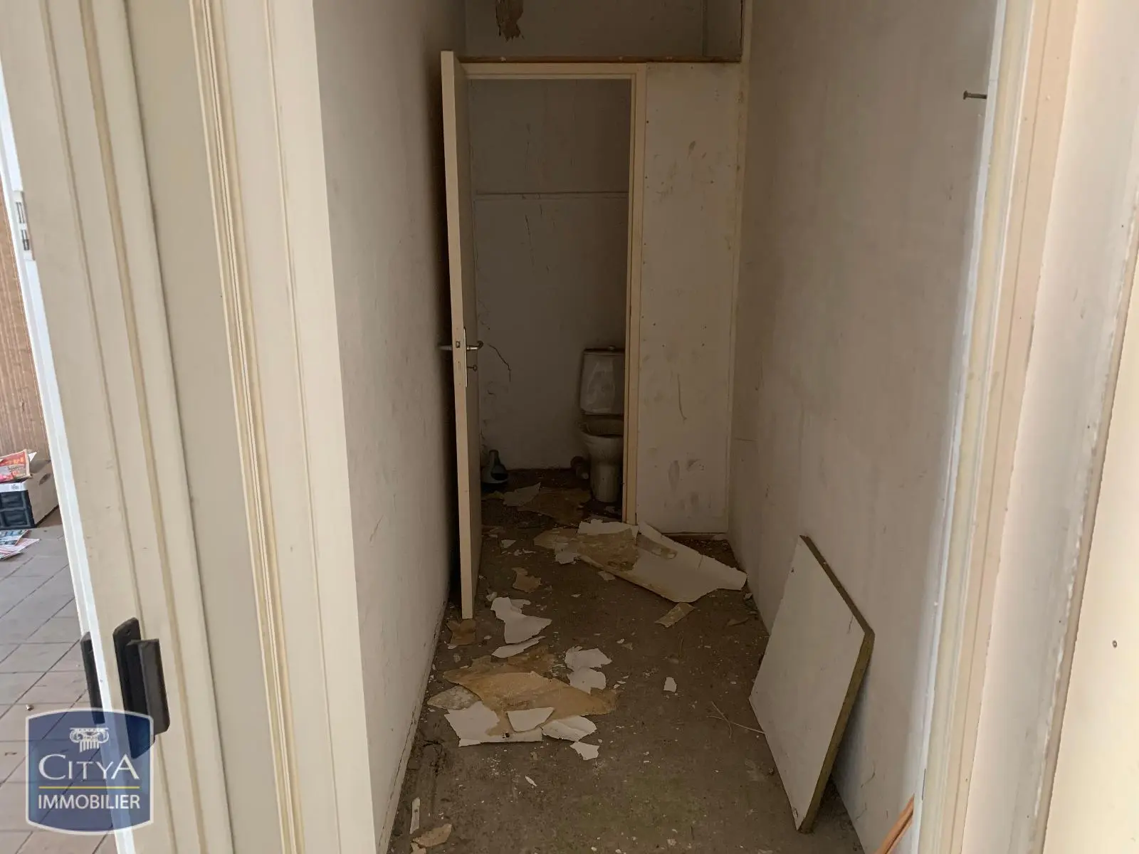 Photo 7 Local Commercial 46.12m²