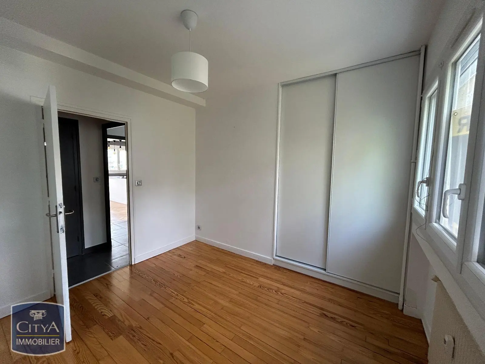 Photo 8 Appartement 5 pièces 92.62m²