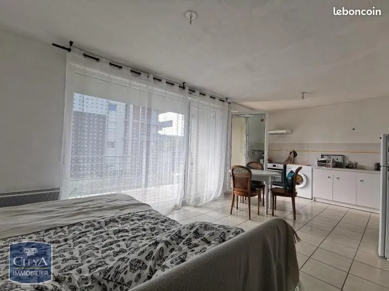 Photo 3 Appartement 1 pièce 34.84m²