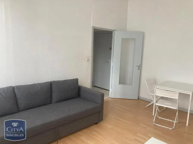 Photo 2 Appartement 1 pièce 30.19m²