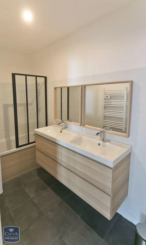 Photo 11 Appartement 4 pièces 96.15m²