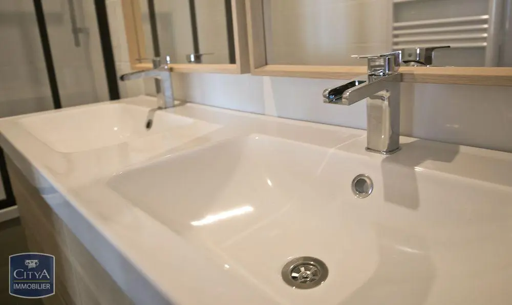 Photo 10 Appartement 4 pièces 96.15m²