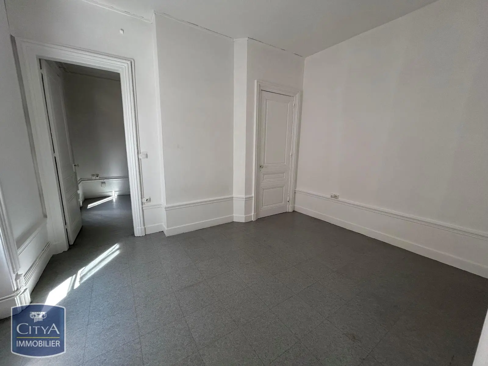 Photo 1 Appartement 2 pièces 49.9m²