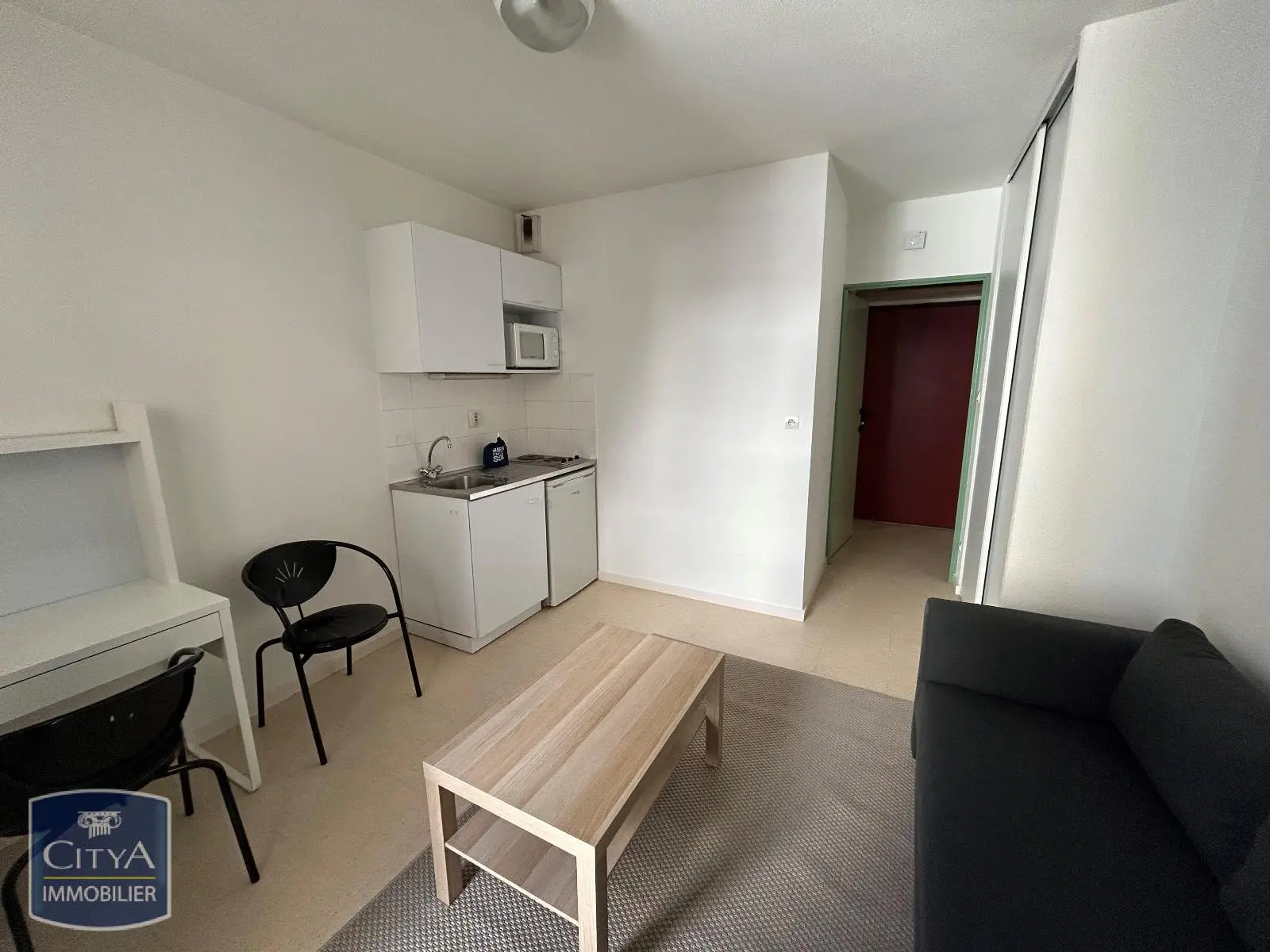 Photo 2 Appartement 1 pièce 18.1m²