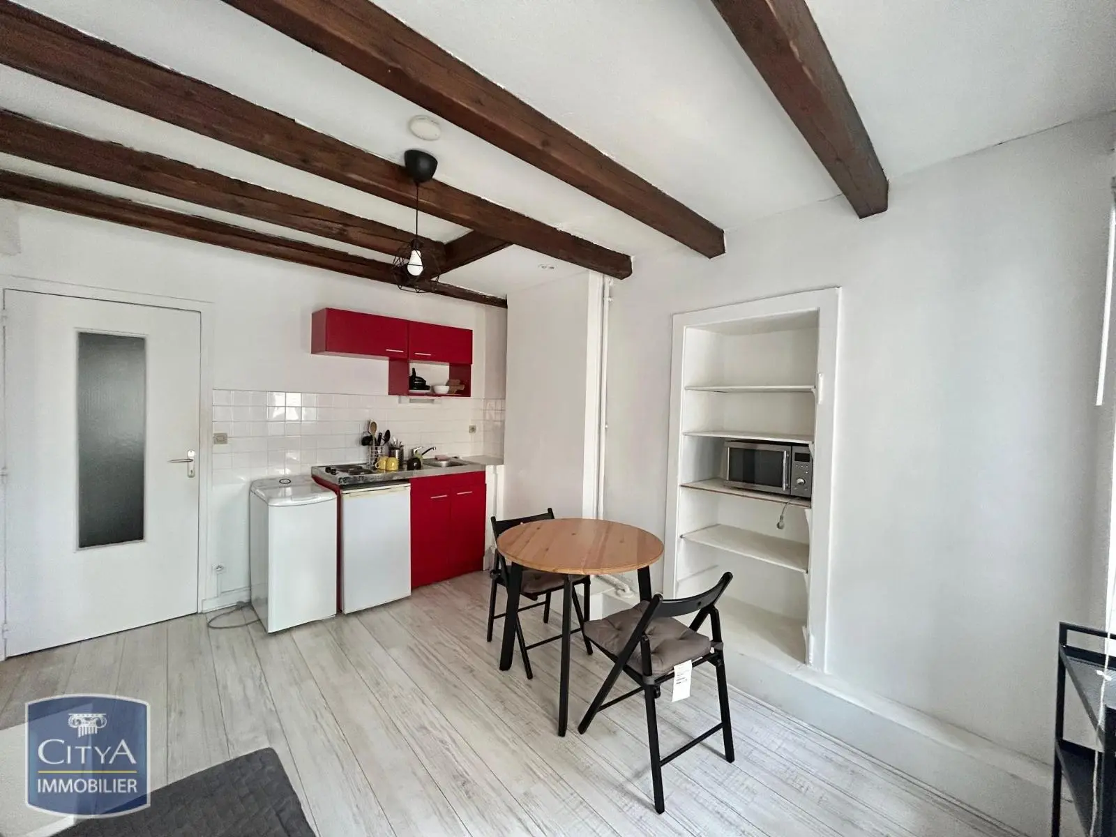 Photo 2 Appartement 1 pièce 31m²