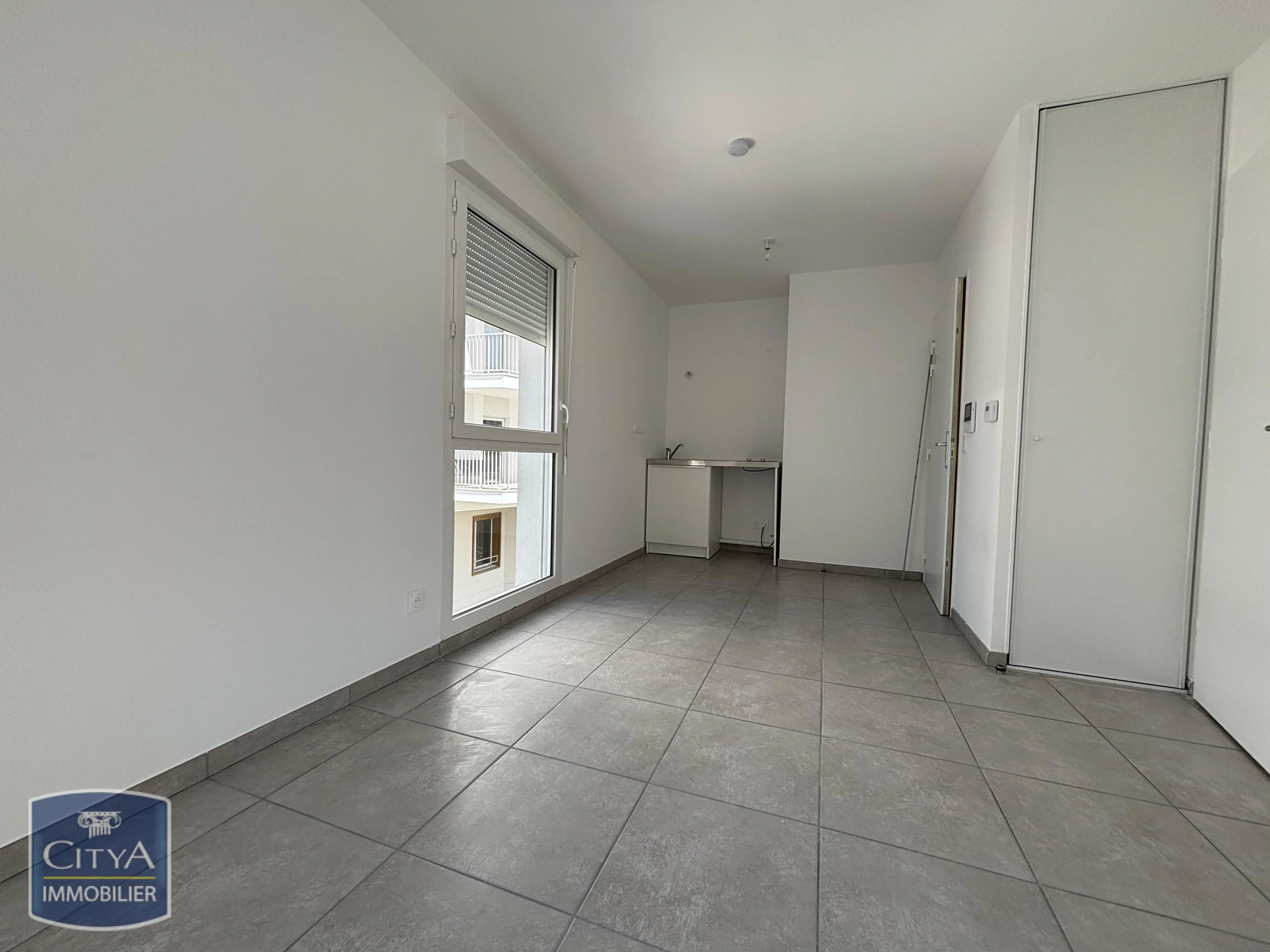 Photo 2 Appartement 1 pièce 20m²