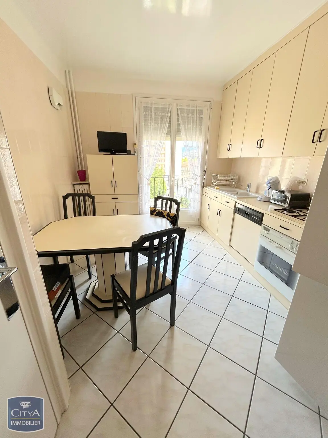 Photo 9 Appartement 4 pièces 104.31m²