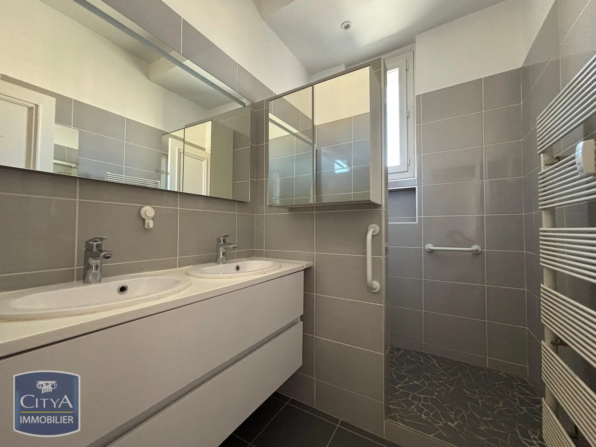 Photo 8 Appartement 4 pièces 102m²