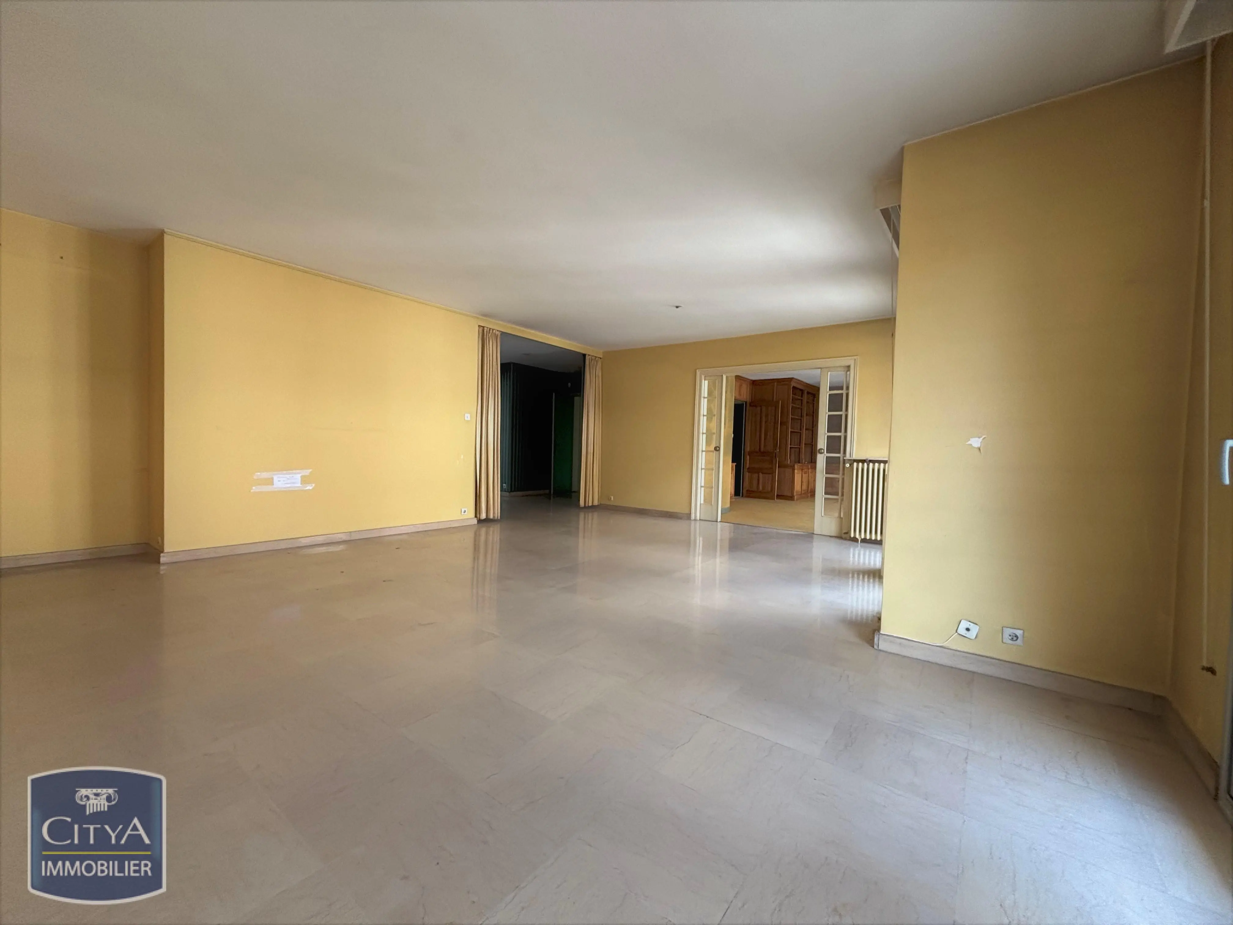 Photo 4 Appartement 6 pièces 173m²