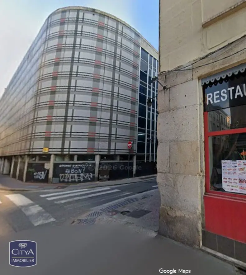 Photo 2 Parking