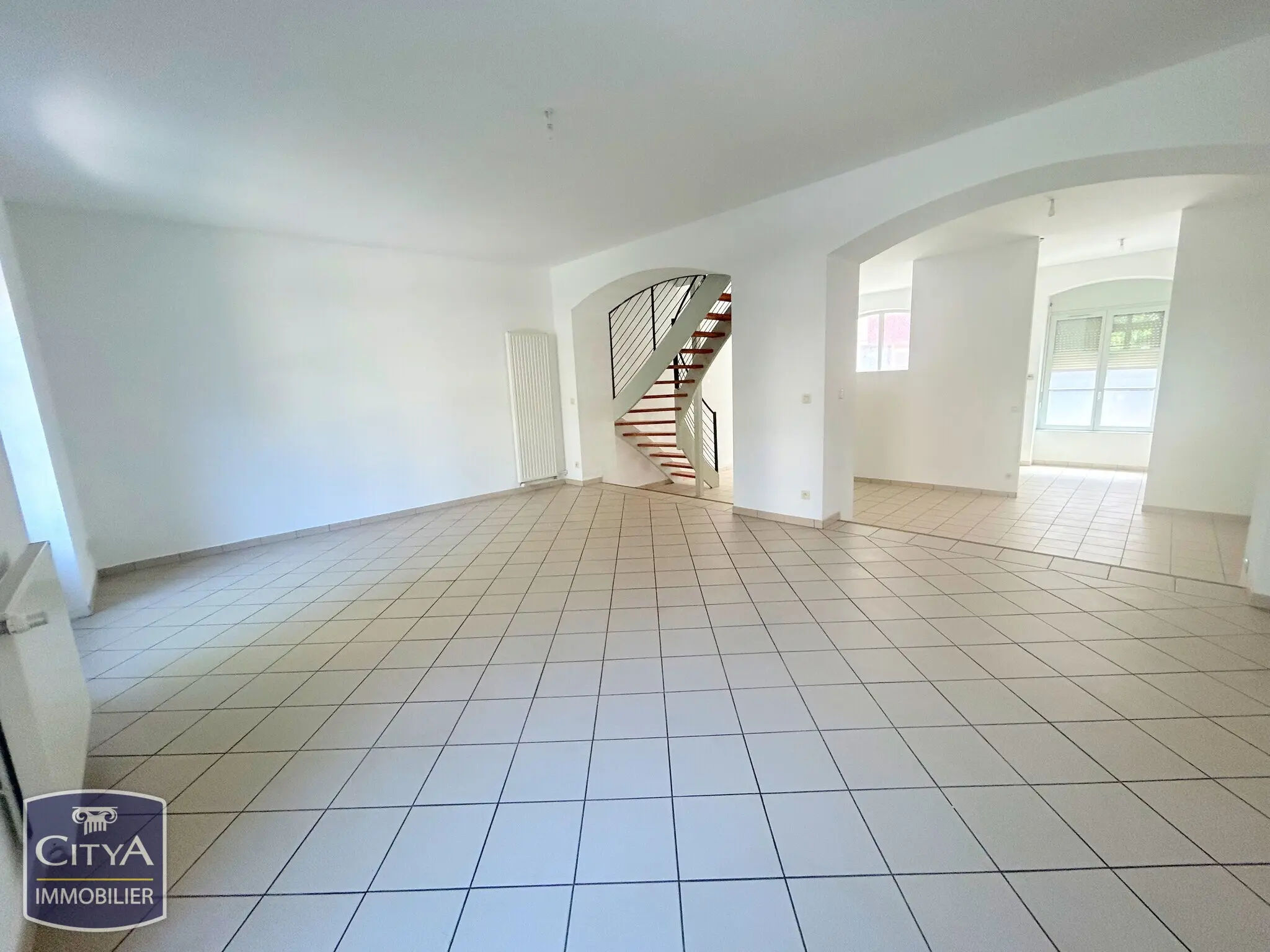 Photo 3 Maison 6 pièces 141.3m²