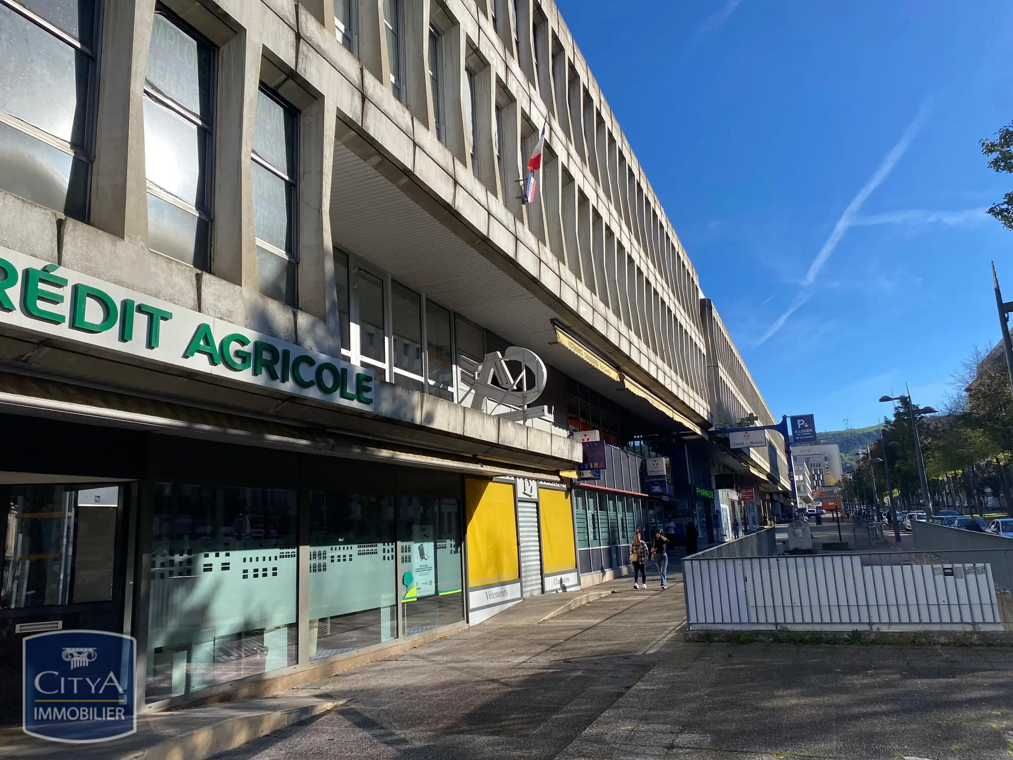 Photo 8 Local Professionnel 189m²