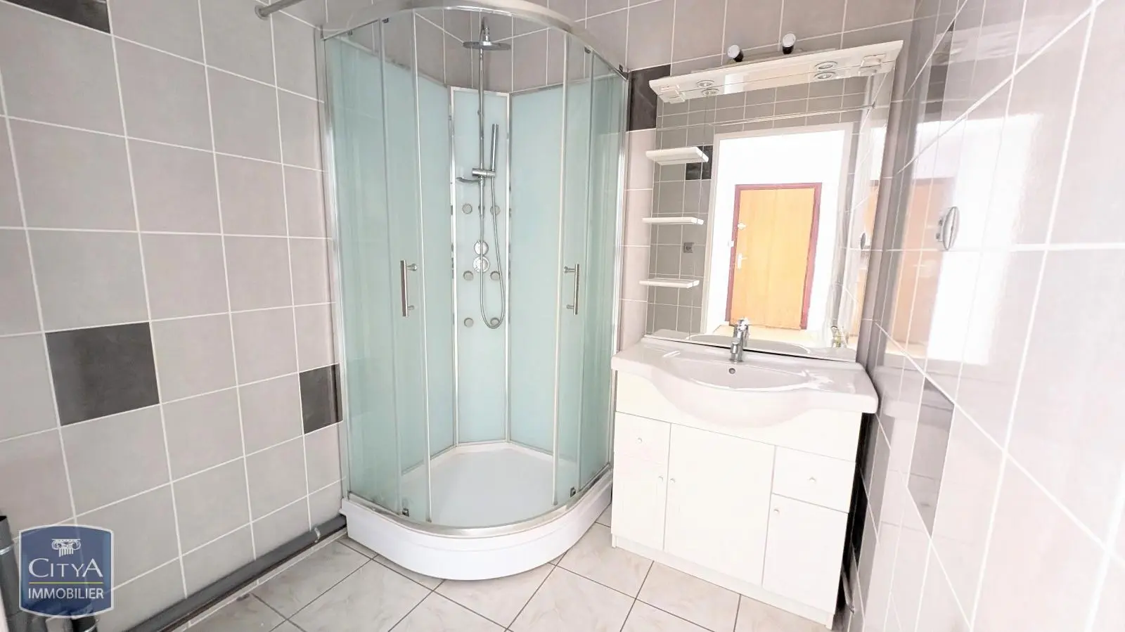 Photo 10 Appartement 3 pièces 65m²