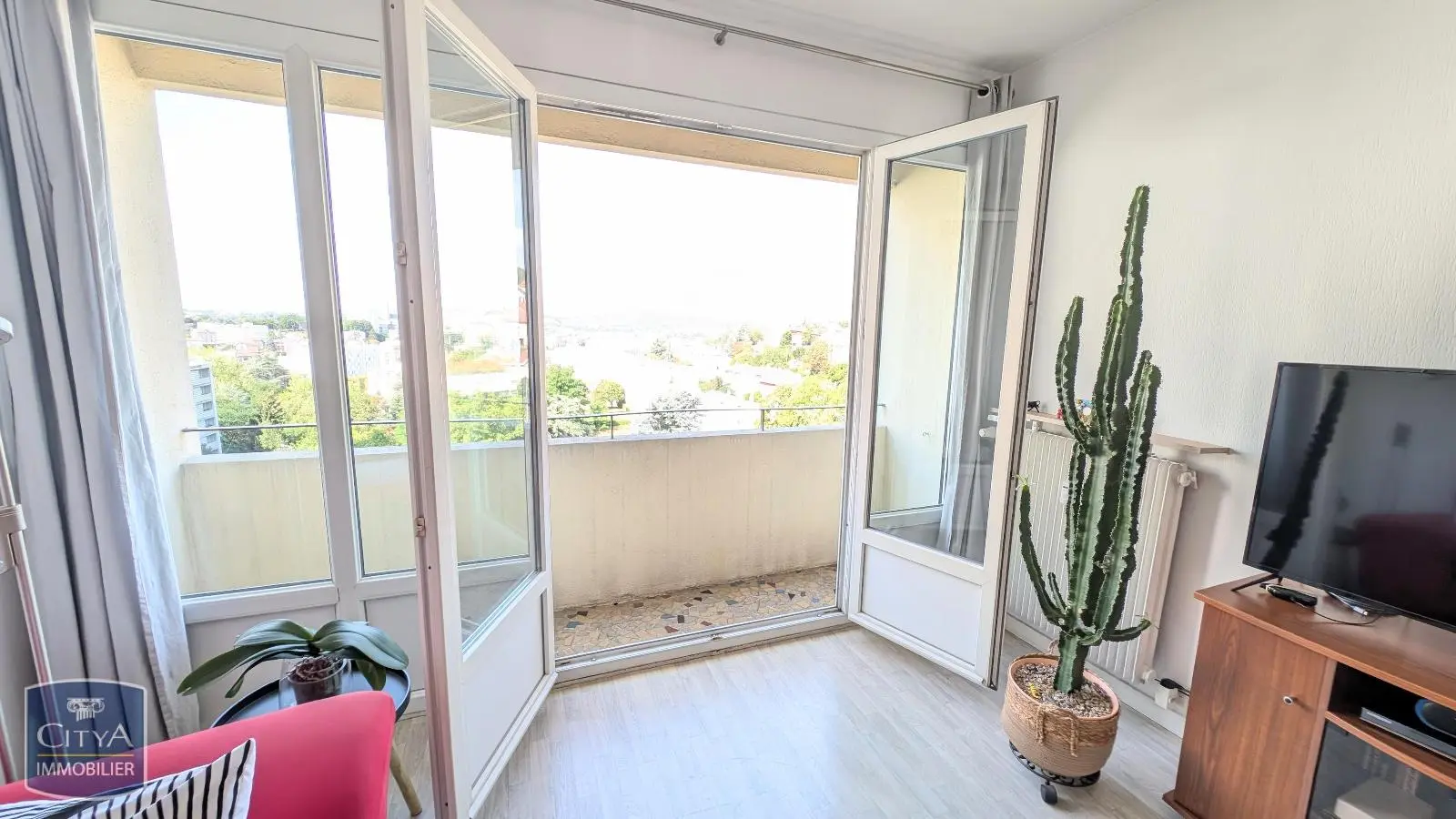 Photo 2 Appartement 3 pièces 58m²