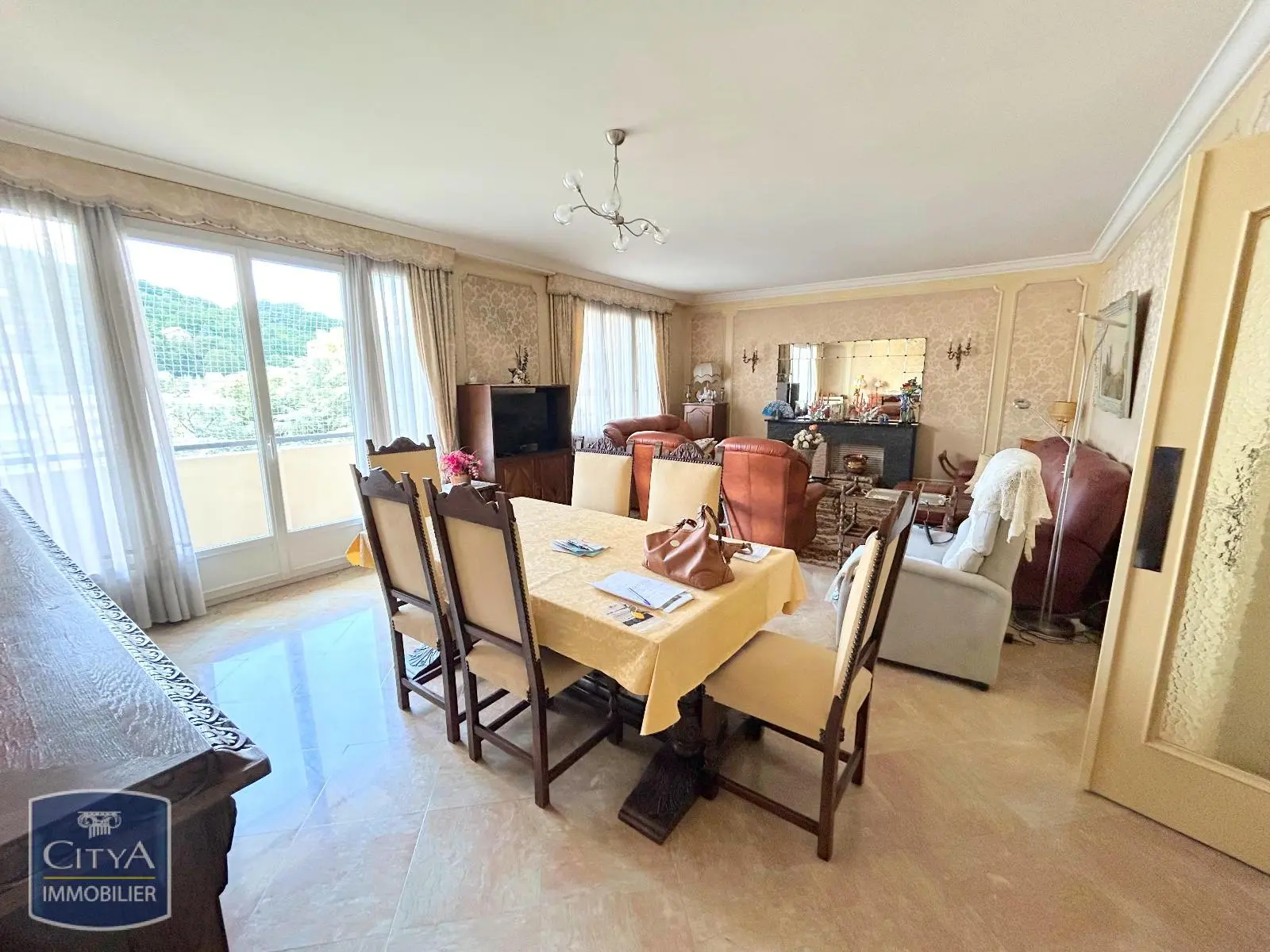 Photo 2 Appartement 4 pièces 104.31m²