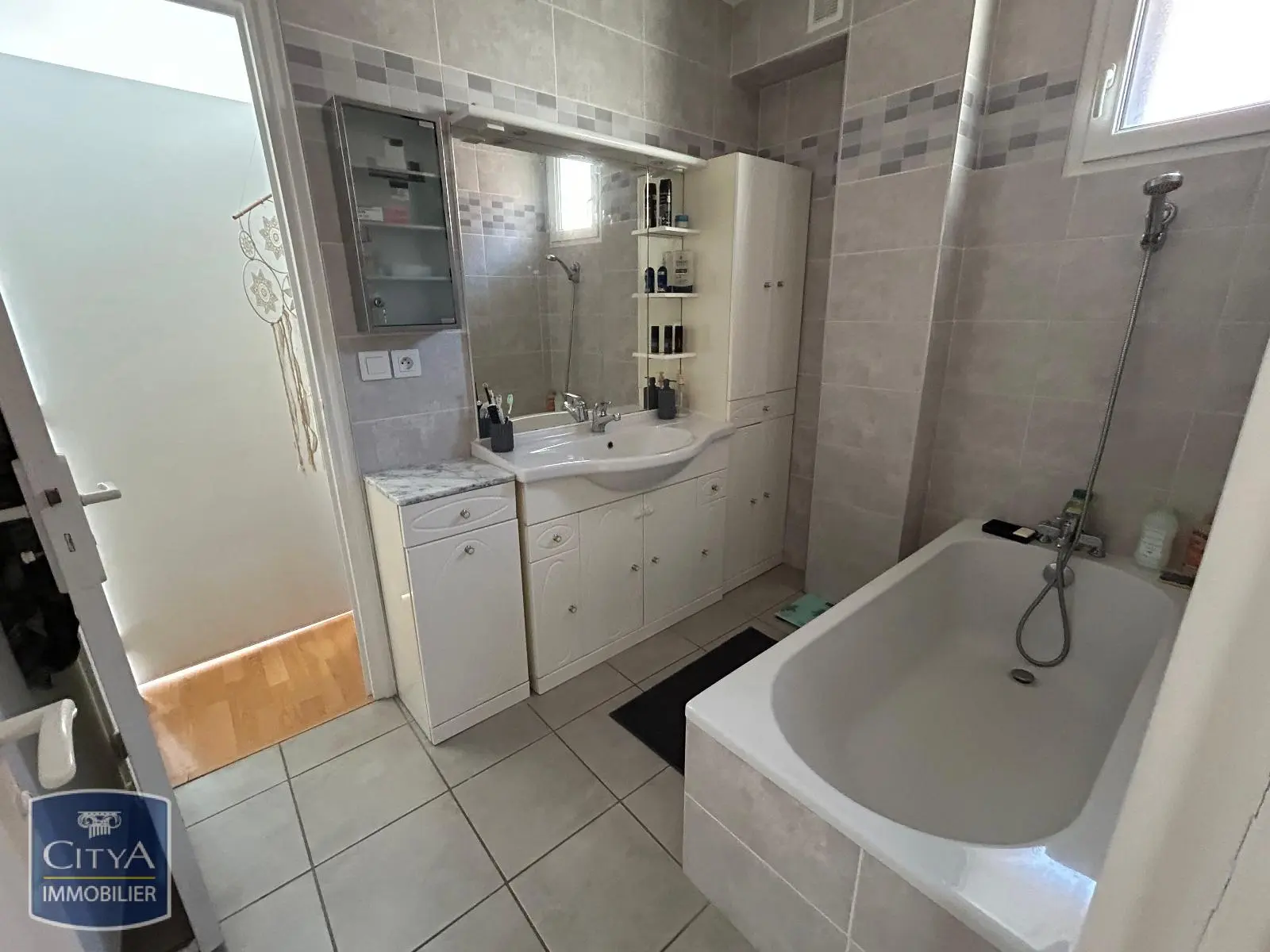 Photo 3 Appartement 4 pièces 82.58m²