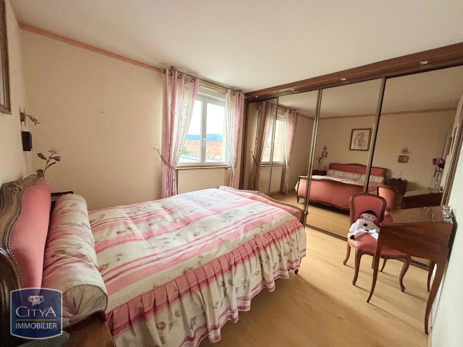 Photo 10 Appartement 5 pièces 103m²