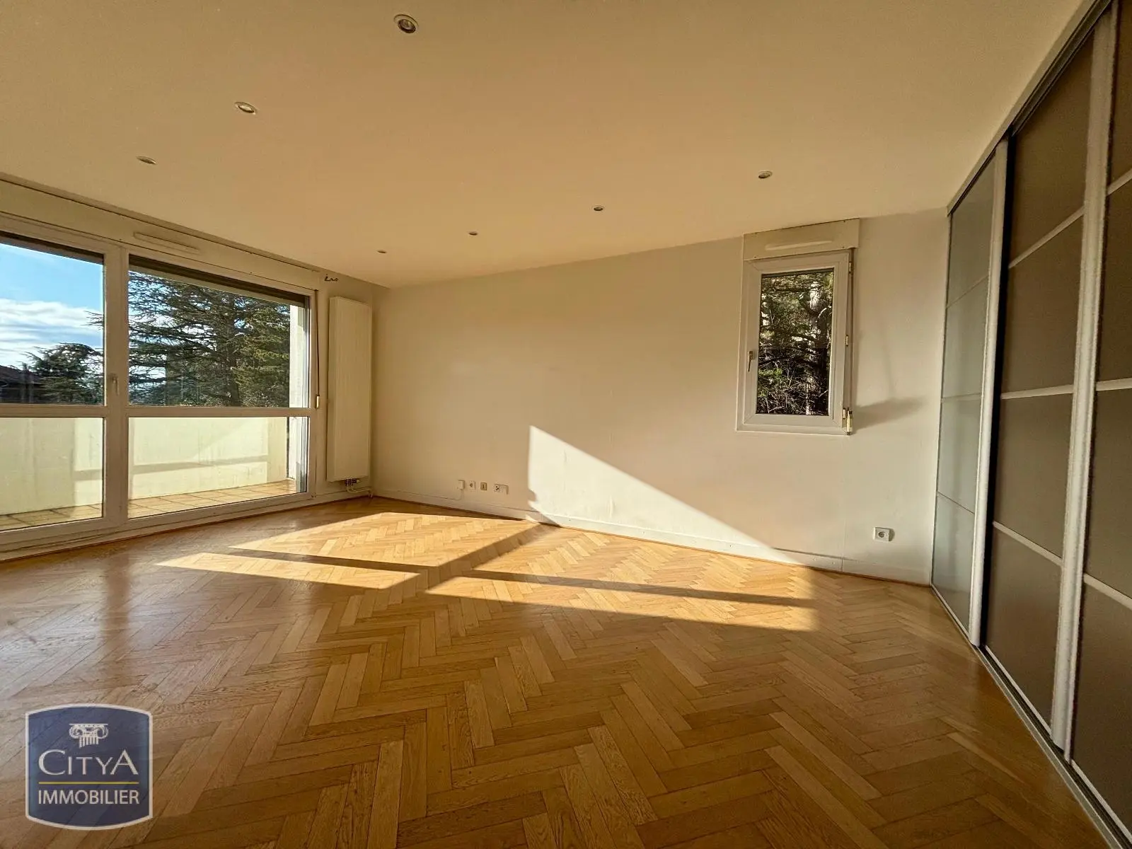 Photo 1 Appartement 4 pièces 85m²